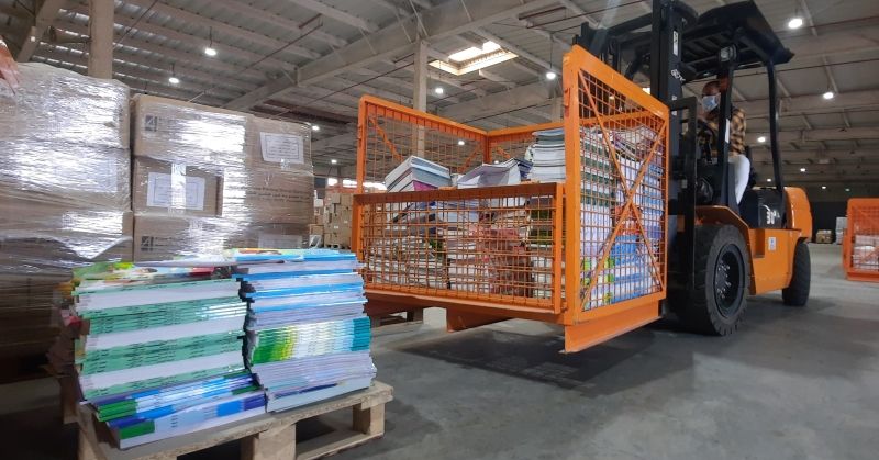 كتب الجزء الثاني إلى الطلبة... في منازلهم