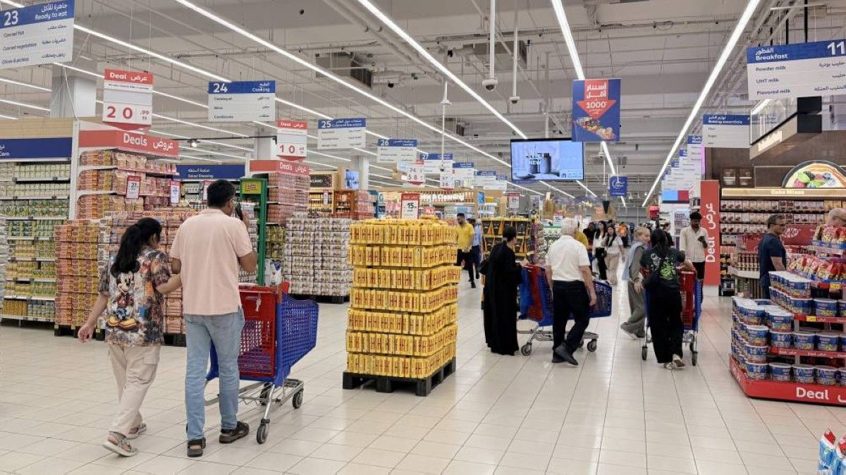 8168 جولة رقابية لضمان إمدادات السلع واستقرار الأسعار بالإمارات