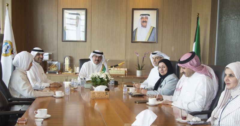 «التربية»: تأجيل الاختبارات القصيرة وبحث حلول لـ... «النهائية»