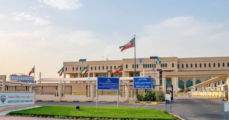 «الكهرباء»: إعادة بعض الخطوط الهوائية للخدمة