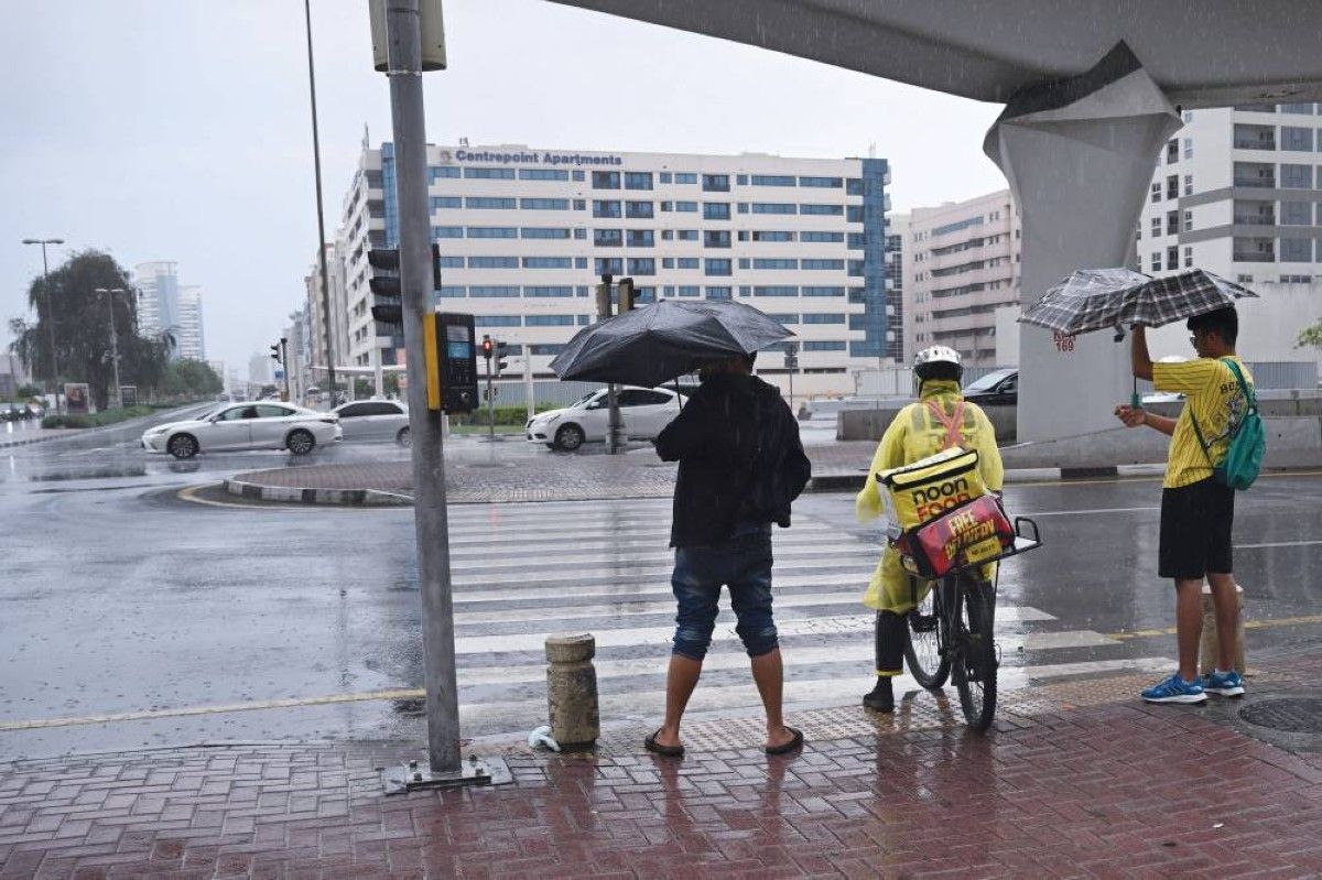 دبي تواجه المنخفض الجوي بجاهزية عالية وجهود ميدانية متواصلة