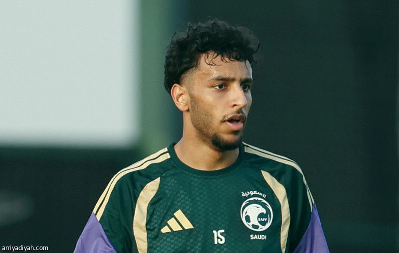 السويلم يدعم الأخضر «ب»