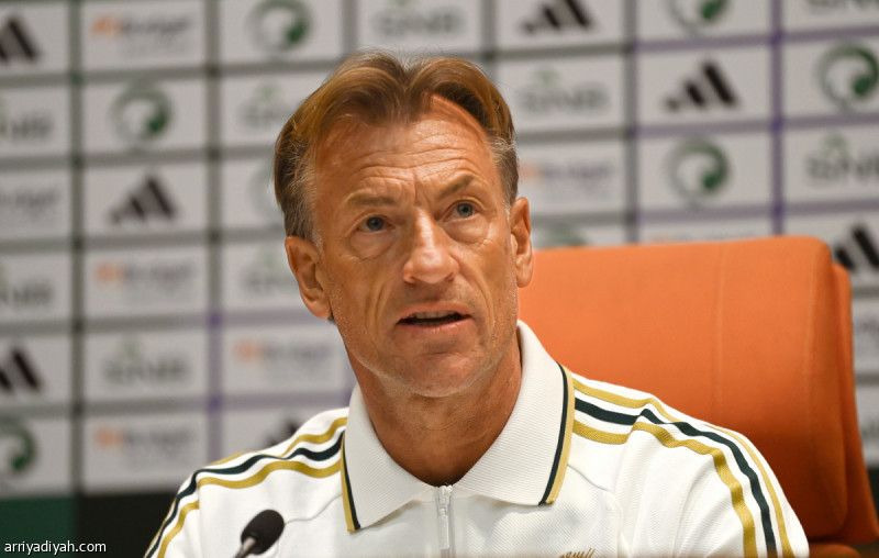 رينارد: طالبت اللاعبين بالرحيل.. والعقيدي منع استدعاء العويس