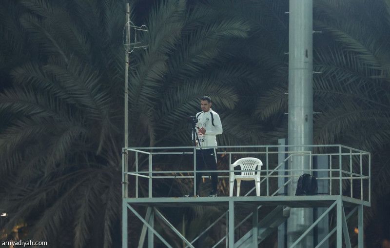 وحداوي يجهز «الفراعنة» قبل مواجهة «الأخضر»