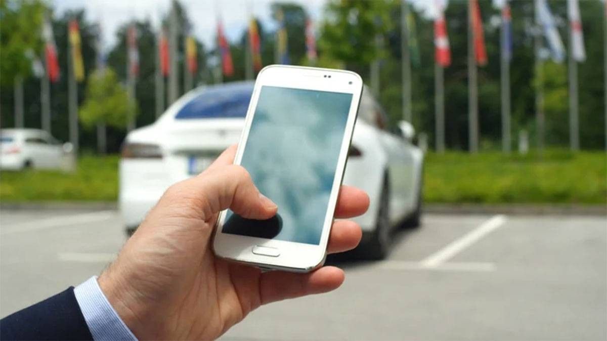 وداعاً للمفاتيح.. هاتفك هو المفتاح الجديد لسيارتك