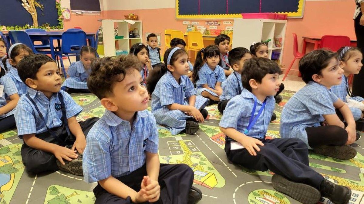 دبي.. مدارس خاصة تستطلع آراء أولياء الأمور حول العودة للتعليم الحضوري