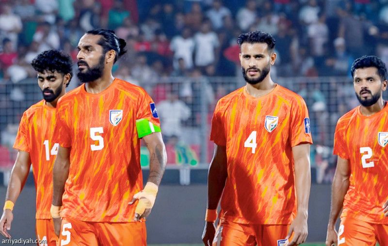 مبلغ التأمين يمنع مدرب ولاعبي الهند من الملعب