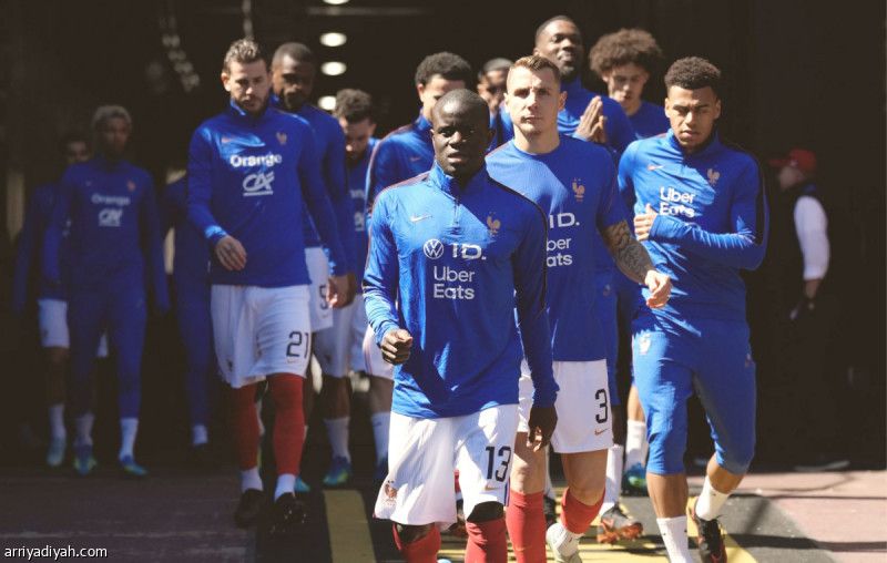 بعد تعديلات ديشان.. ثيو احتياطيا أمام كولومبيا