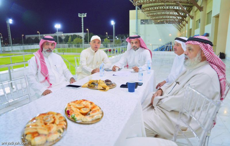 السيفي يبحث دعم جدة في «يلو»