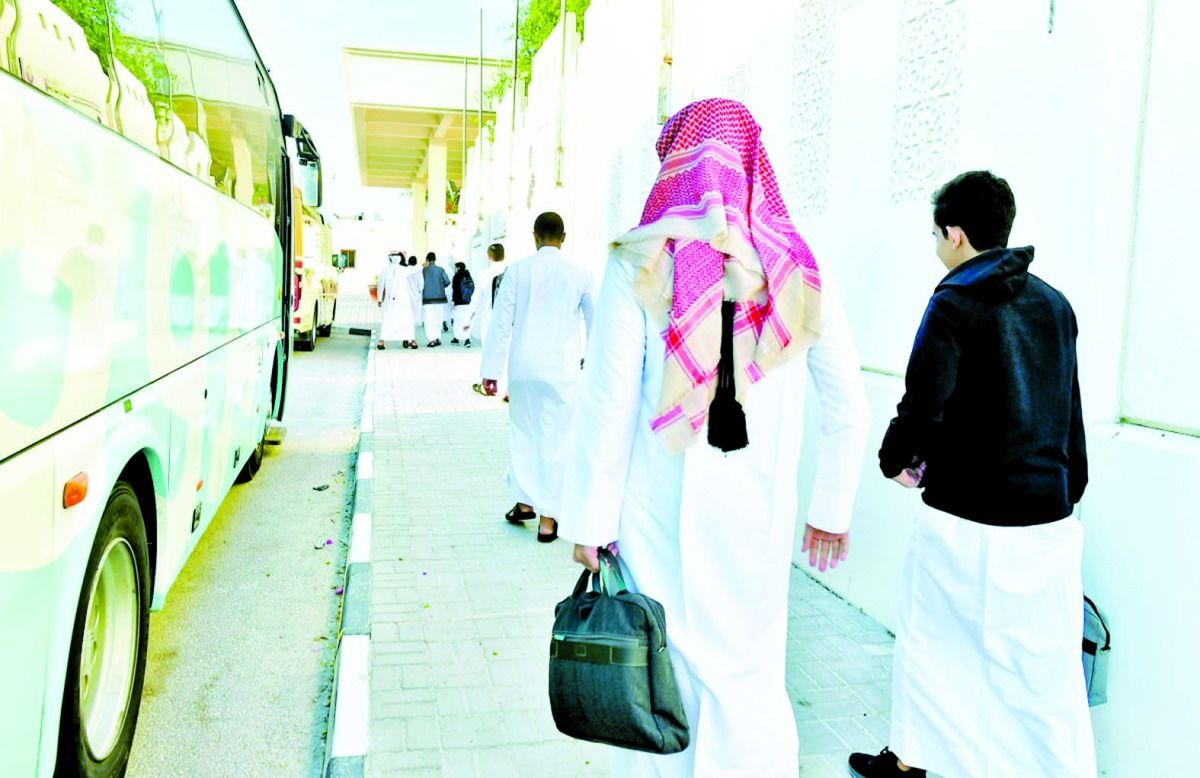 التعليم تؤكد الجاهزية والتهيئة لاختبارات المنتصف.. 417 ألف طالب يعودون إلى المدارس حضورياً.. اليوم