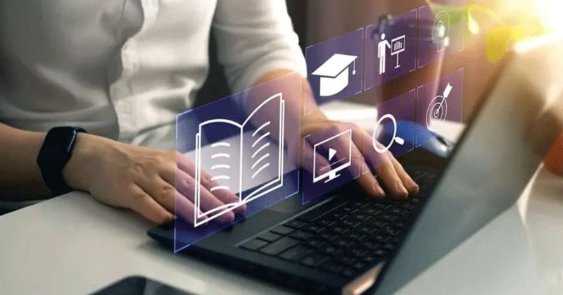 «التعليم عن بُعد»... الدرس الأول بالأزمات