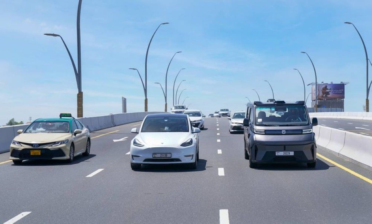 "طرق دبي": بدء التشغيل التجاري للتاكسي ذاتي القيادة في منطقتي أم سقيم وجميرا