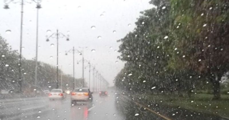 «الأرصاد»: أمطار متفرقة على بعض المناطق حتى صباح غدٍ