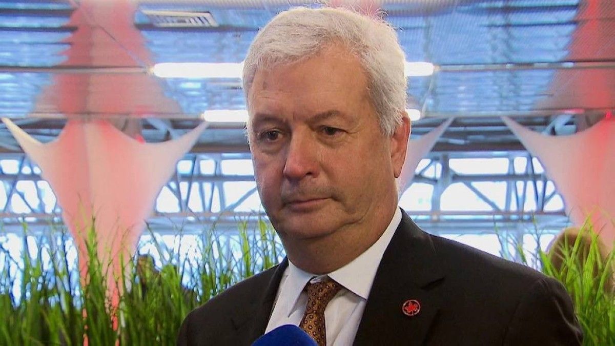 رئيس طيران كندا مايكل روسو يعلن استقالته بعد الجدل حول اللغة الفرنسية