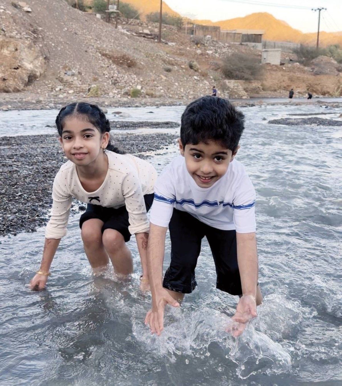 أمطار الخير ترسم الفرح.. والبر ملتقى العائلات