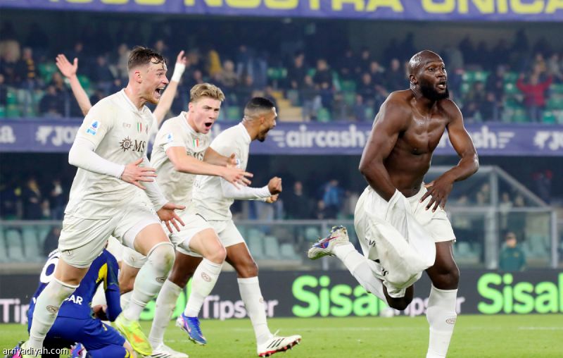 نابولي يخطط على تجميد لوكاكو