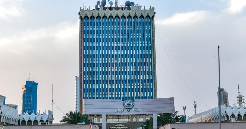 «الإعلام»: ضبط المحتوى الوطني بمعايير مهنية عالية