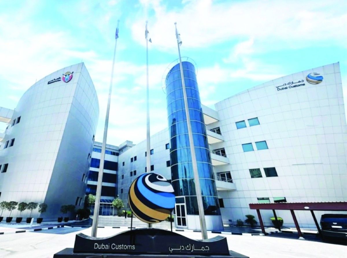 جمارك دبي تمدد مهلة عبور البضائع إلى 90 يوماً لتعزيز انسيابية التجارة