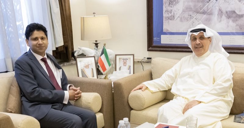 سمو الأمير يتلقى رسالة خطية من ملك بريطانيا أكد فيها دعم بلاده للكويت ووقوفها إلى جانبها