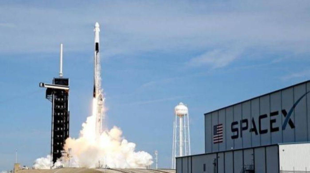 «سبيس إكس» تقدم طلباً أولياً لطرح أسهمها للاكتتاب العام