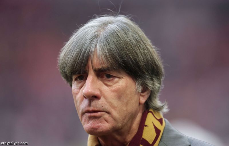 لوف يقترب من تدريب غانا في المونديال