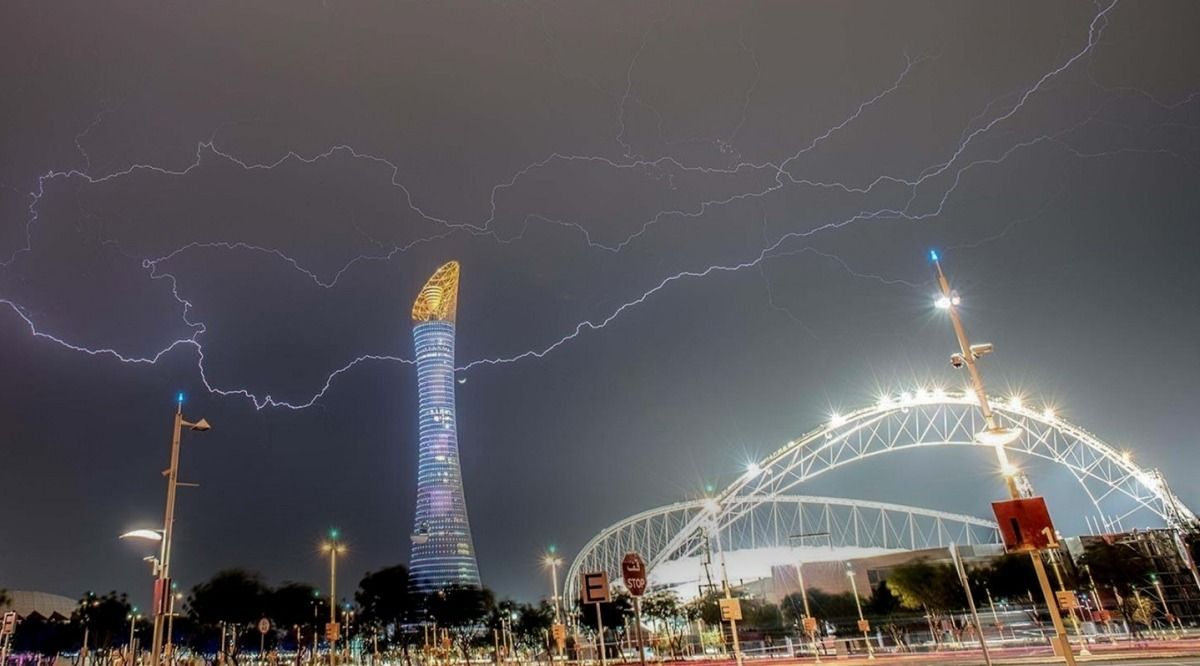 الأرصاد الجوية تحذر من أمطار رعدية ورياح قوية على الساحل وفي عرض البحر الليلة