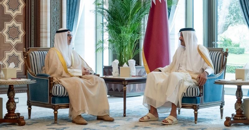 تميم بن حمد يبحث مع جراح الجابر تطورات الأحداث بالمنطقة والعلاقات الثنائية