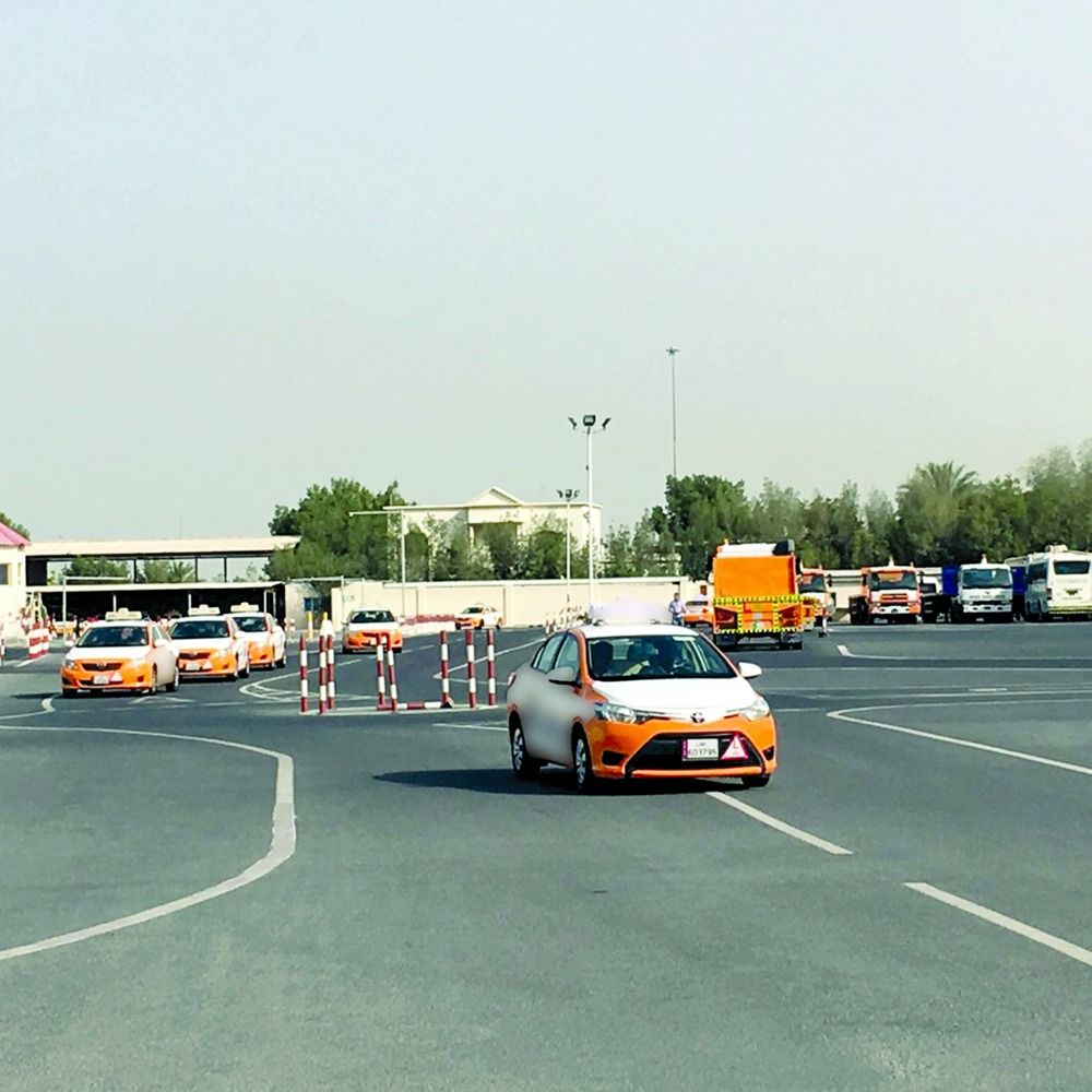 18 للسيارات الخفيفة و21 للثقيلة.. الداخلية: إجراءات قانونية ضرورية للحصول على رخصة القيادة