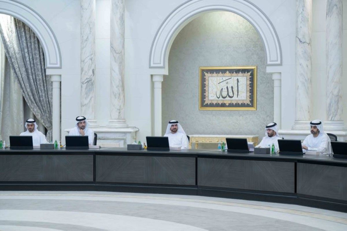 «تنفيذي الشارقة» يشكل لجنة ضبط وإزالة مخالفات المستودعات