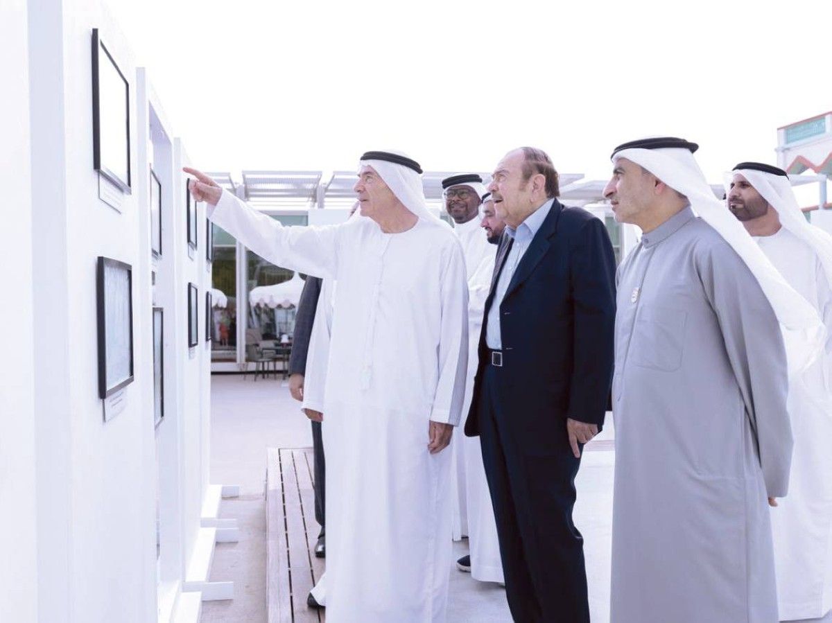 «مسيرة منذ 1976» يوثق خمسة عقود من ريادة جامعة الإمارات