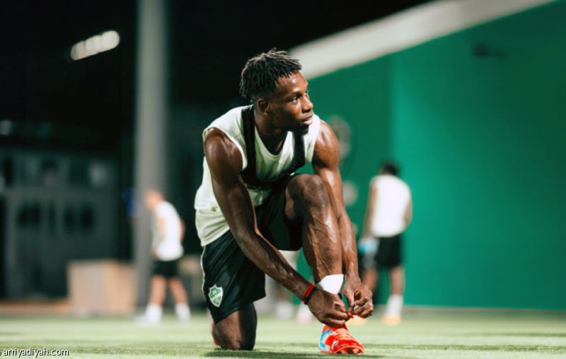 قبل المغادرة.. الأهلي يختبر هوساوي