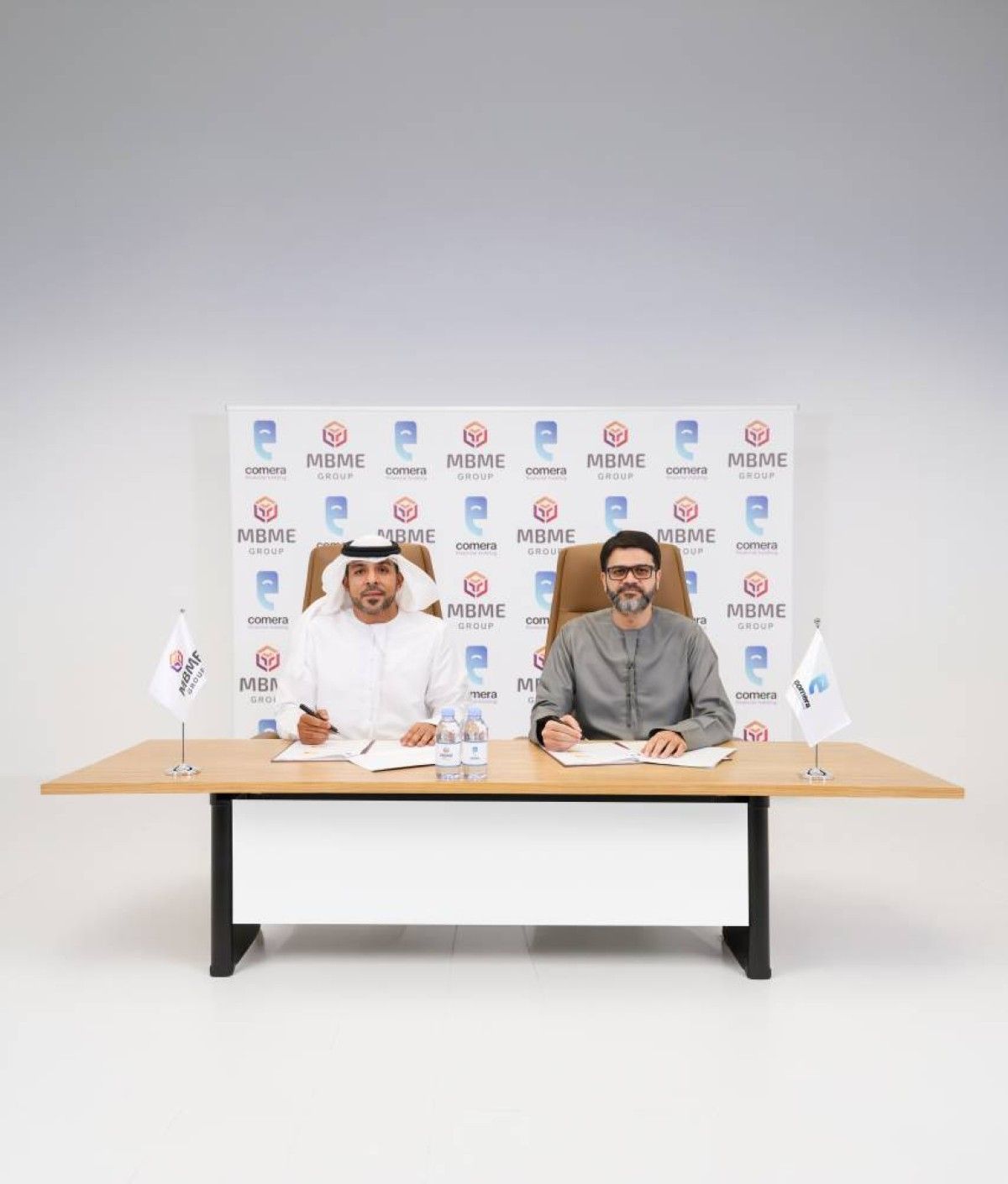 «إم بي إم إي» و«كوميرا» توقعان اتفاقية تعاون لتوسيع الحلول المالية الرقمية في الإمارات