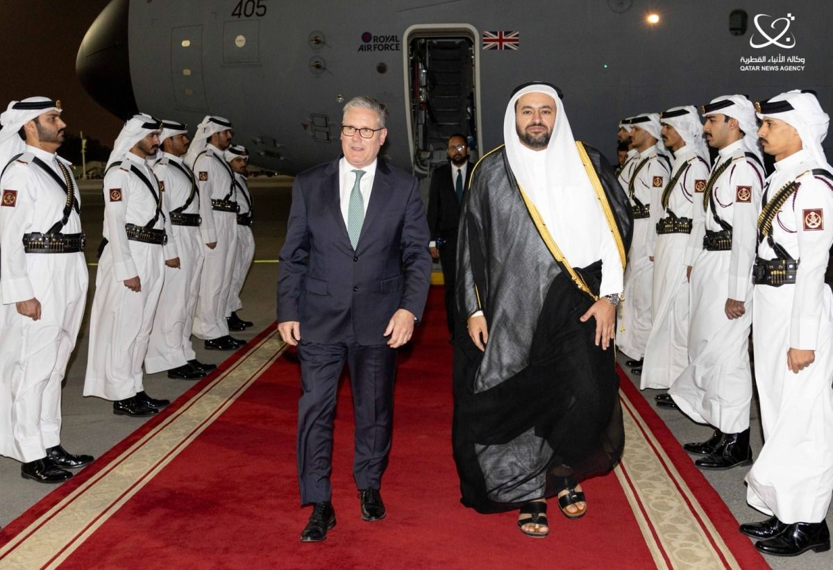 رئيس الوزراء البريطاني يصل الدوحة