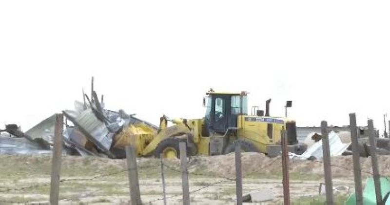 بلدية الأحمدي: إزالة 25 مخيما مخالفا بجانب المواقع العسكرية