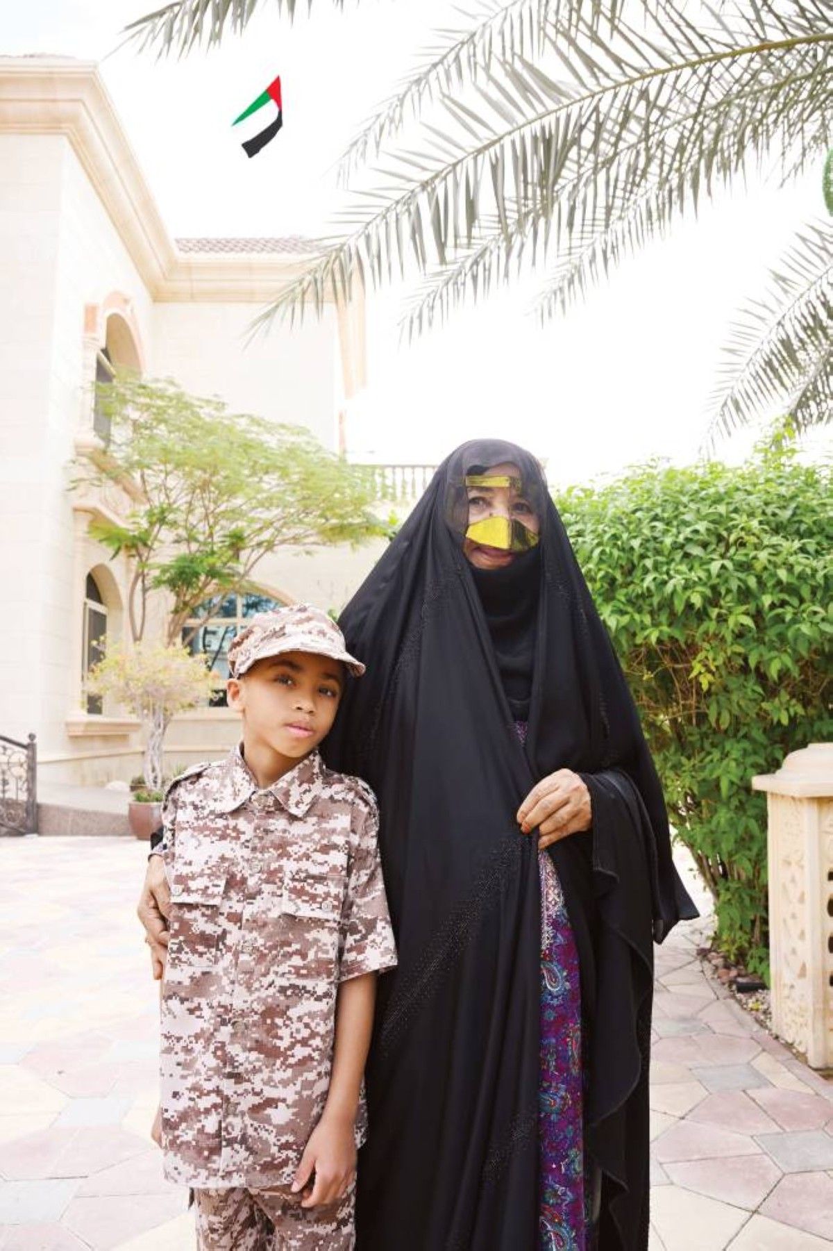 الإمارات تتوشح بالعَلَم راية عزها ورمز وحدتها