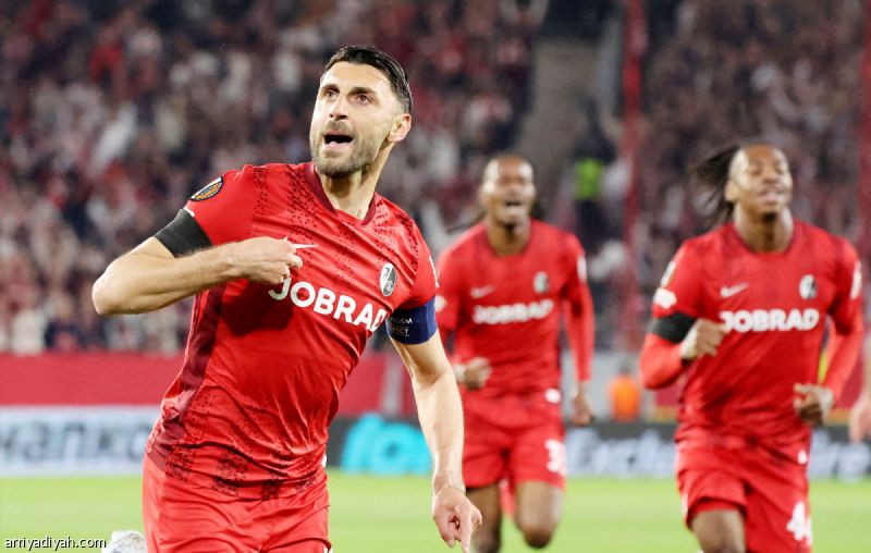 الدوري الأوروبي.. فرايبورج وفيلا ينتصران.. والتعادل يجمع بورتو ونوتنجهام