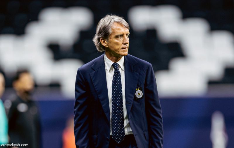 السد يحشد 10 أجانب أمام الهلال