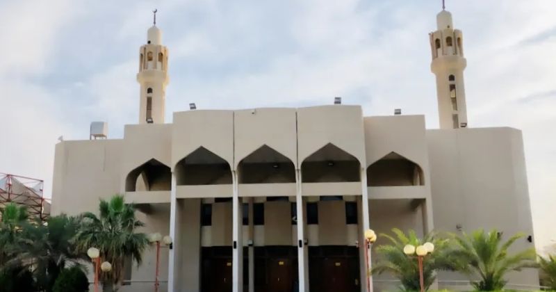 خُطبة الجمعة: اجمعوا كلمتكم مع ولي أمركم... كونوا يداً واحدة وإياكم والشقاق والاختلاف