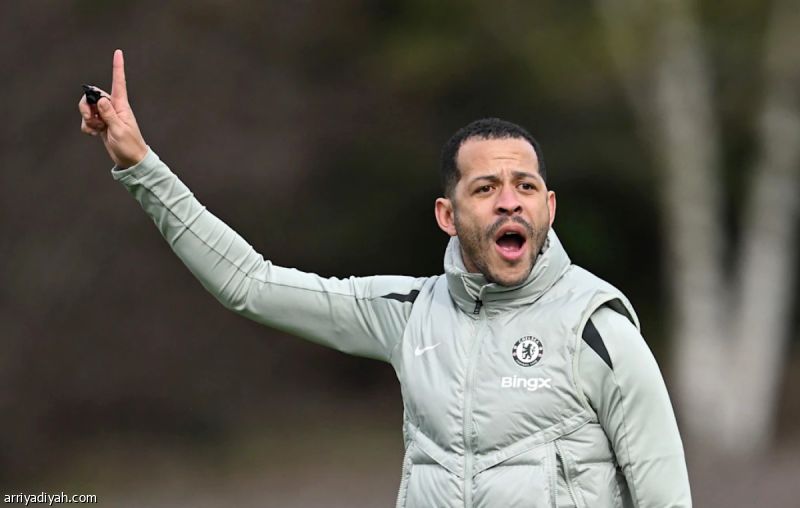 روسينيور: فيرنانديز اعتذر.. وغيابه غير مؤثر