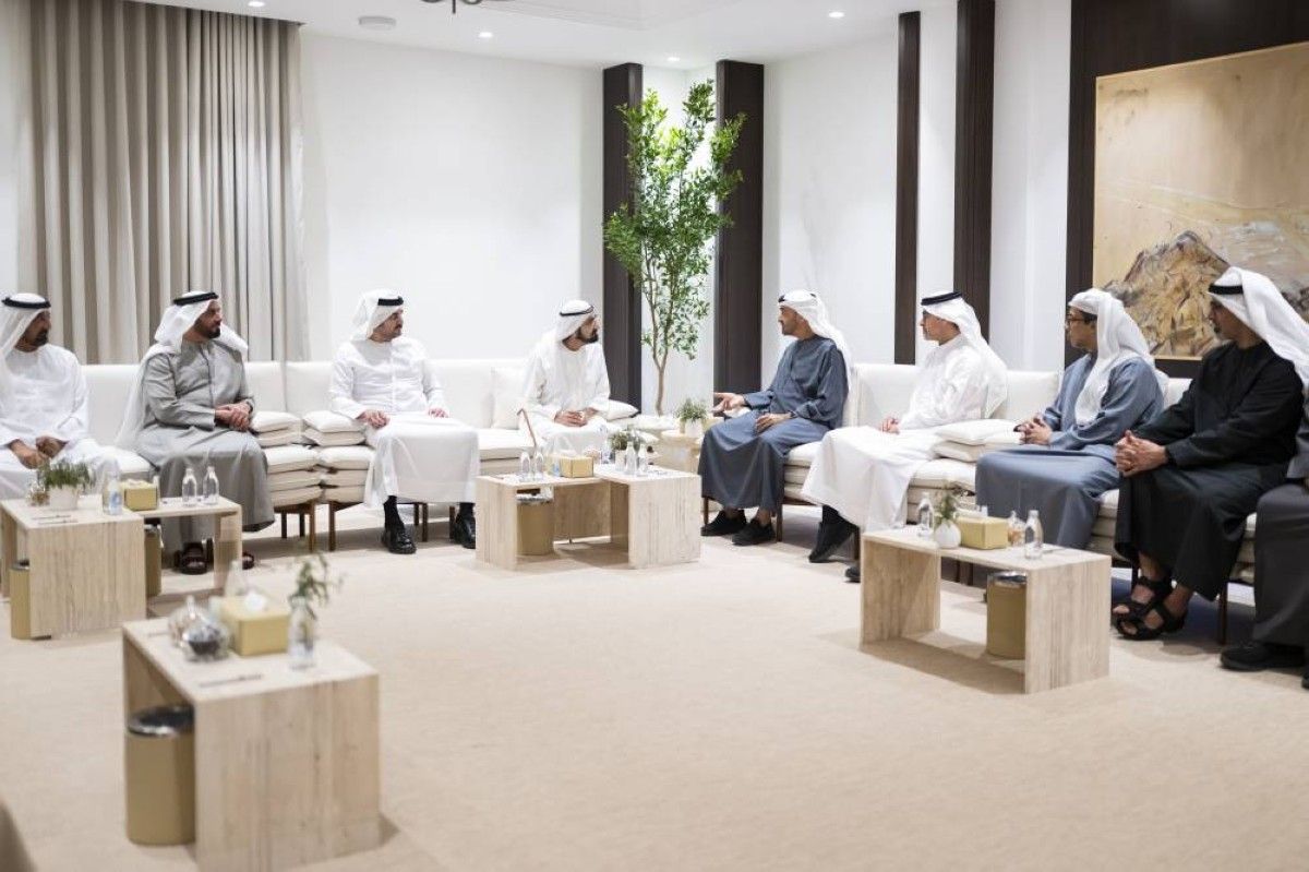 رئيس الدولة ومحمد بن راشد: الإمارات نجحت في مواجهة الأزمة بترابط شعبها وكفاءة مؤسساتها
