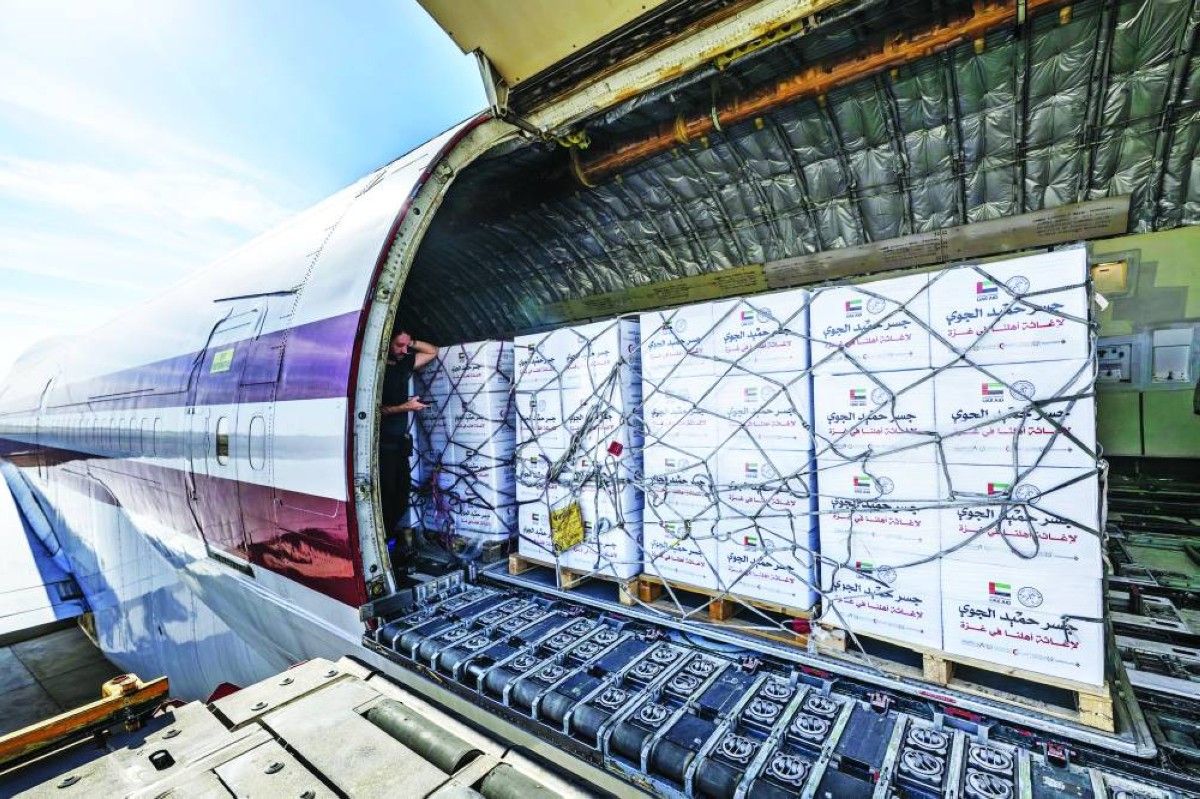 وصول طائرة مساعدات إلى العريش محملة بـ100 طن