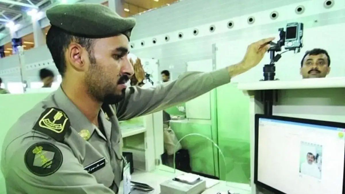 سقوط الحصانة عن ملايين الوافدين في السعودية! 11 يوماً للمغادرة أو السجن والغرامة للكفيل والمقيم.. هل أنت مشمول؟