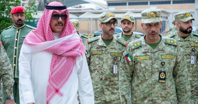 نائب رئيس الحرس الوطني يتفقد موقعاً تعرض لاستهداف بمسيّرات معادية