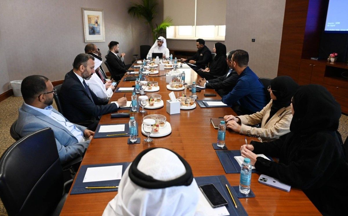 غرفة الشارقة تبحث تطوير قطاع مراكز التسوق ودعم استدامة المشاريع الصغيرة