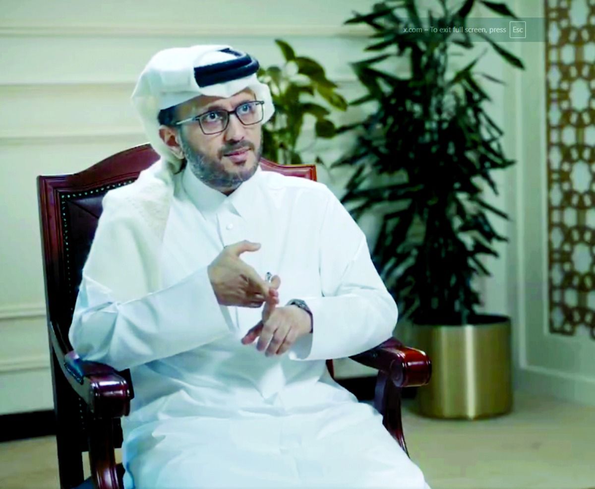 لا ندفع أموالاً مقابل وقف الهجمات.. د. ماجد الأنصاري: الاستهداف الإيراني مدني وصناعي وليس عسكرياً فقط