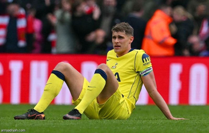 سندرلاند يضاعف جراح توتنام