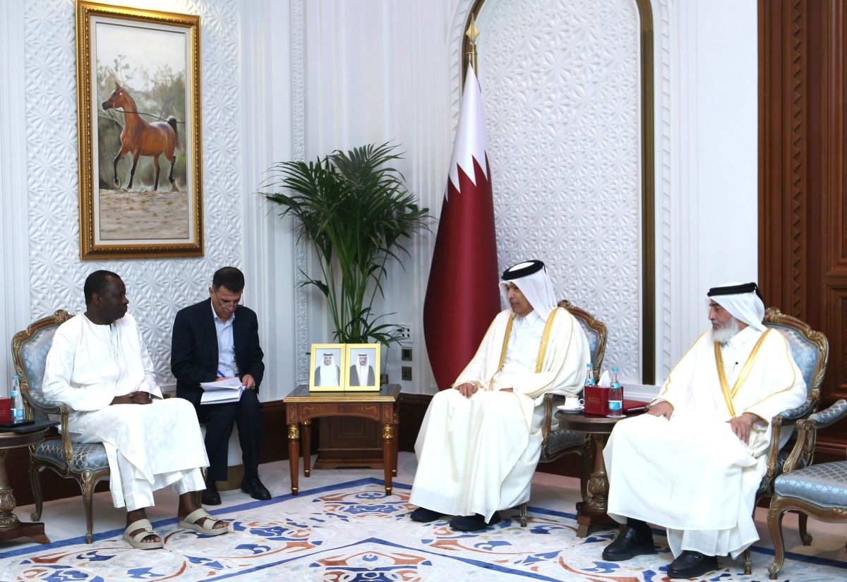 رئيس مجلس الشورى يجتمع مع سفيري السودان والسنغال