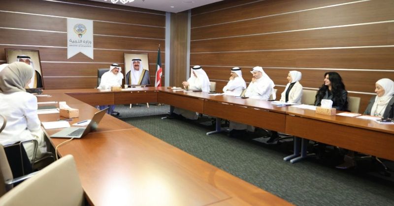 وزير التربية يبحث تعزيز إدراج المواقع الكويتية ضمن قائمة «اليونسكو»