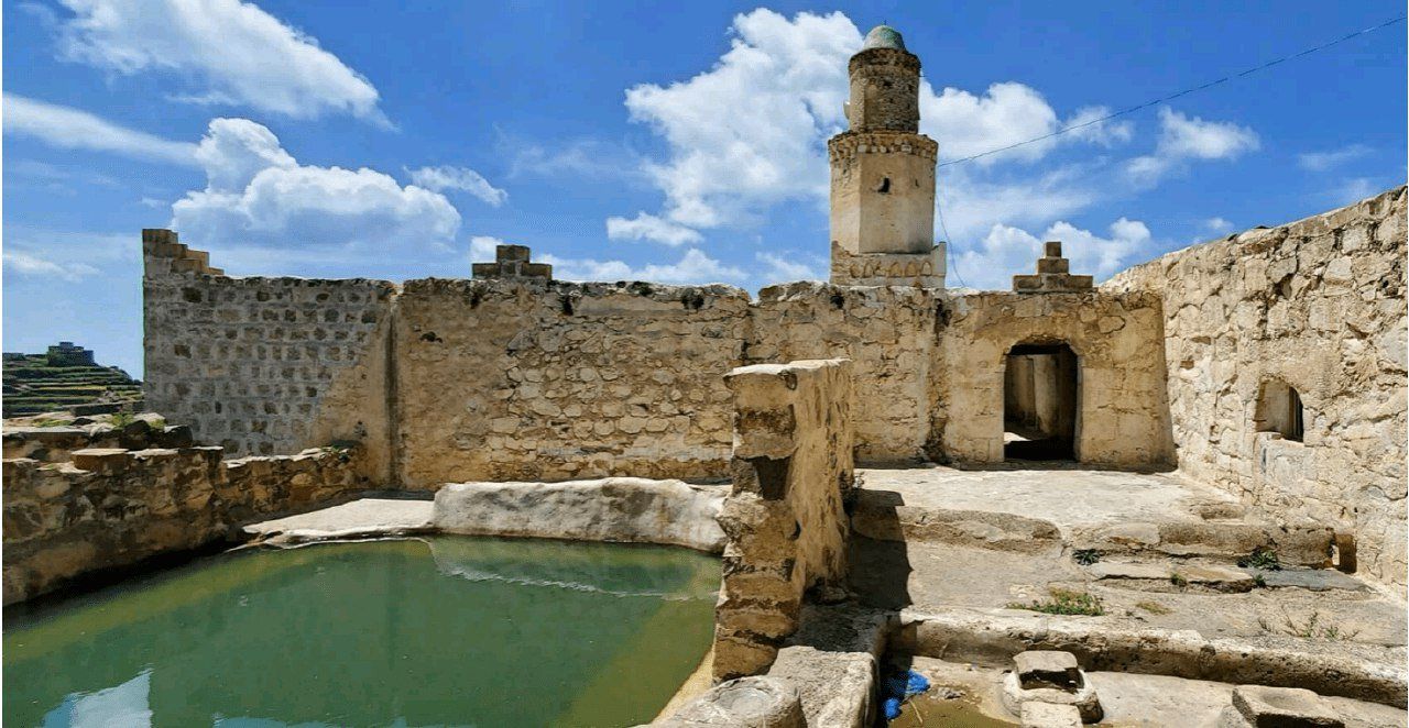 اتفرج .. مسجد أهل الكهف احد المعالم التاريخية التي لاتعرف عنها الكثير (صورة)