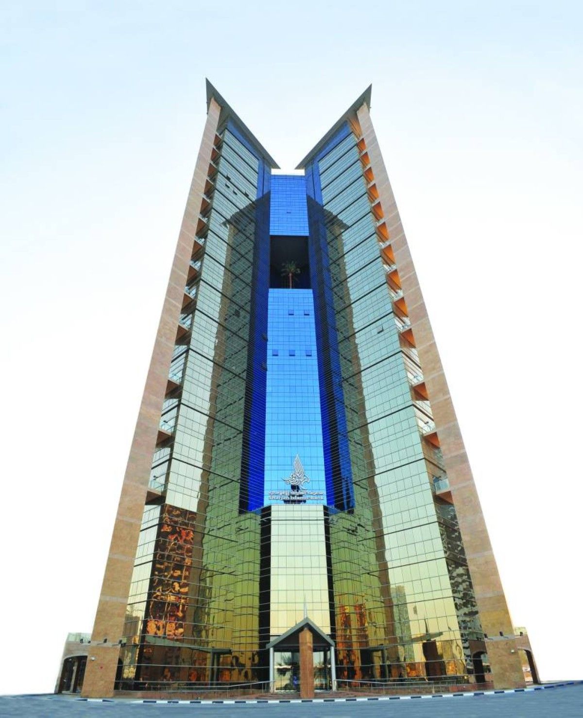 أرباح «الشارقة الإسلامي» تناهز 381 مليون درهم عن الربع الأول من 2026